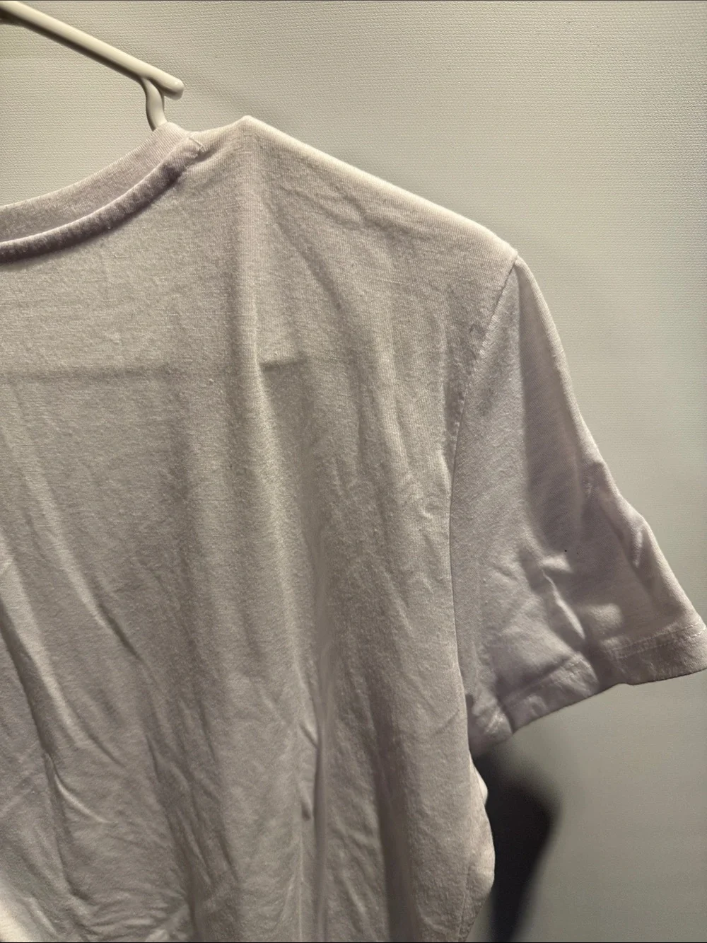 Jennifer Lauren Women's Scoop Neck Tee in White Size: XL